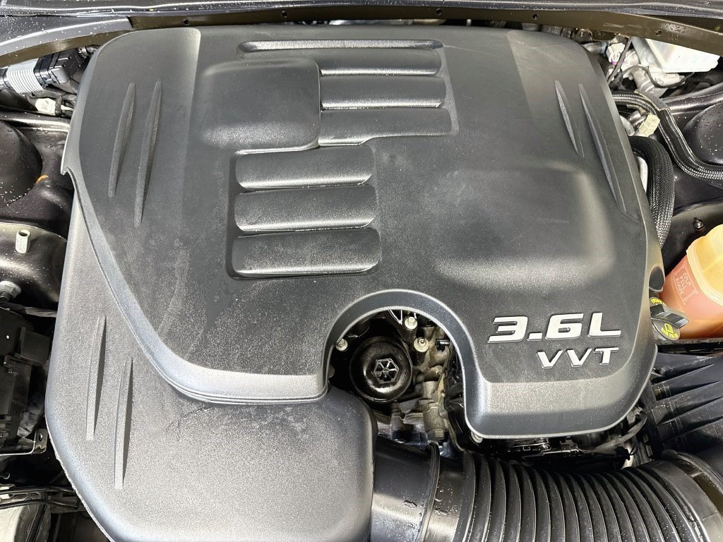 Used 2023 Dodge Challenger SXT RWD image 36
