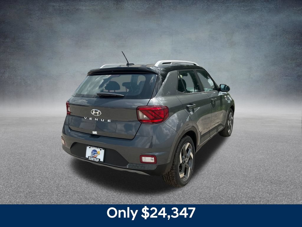 New 2026 Hyundai Venue SEL FWD image 5