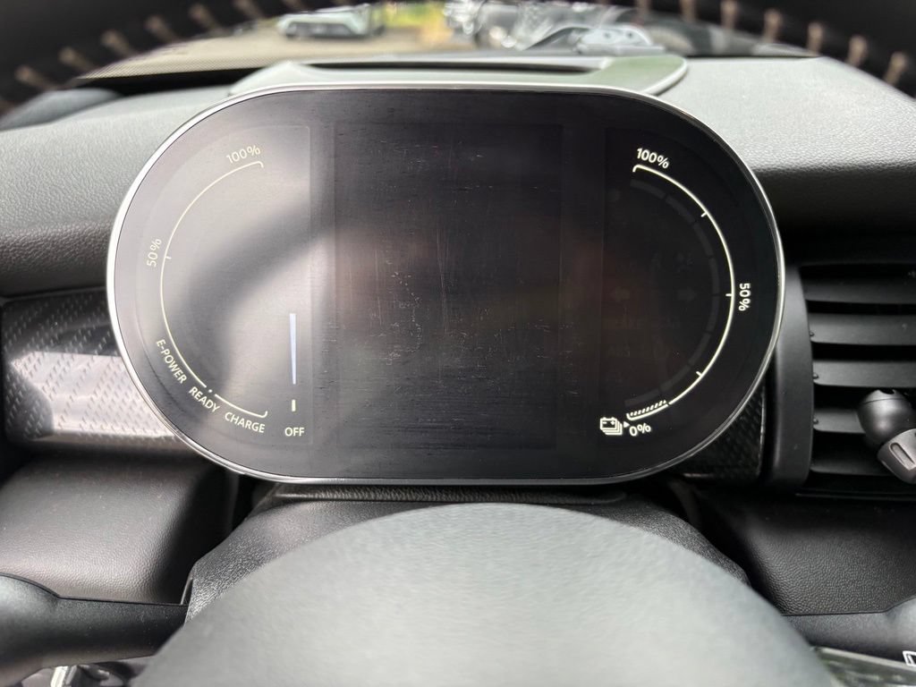 Used 2020 MINI Cooper SE w/ 8.8" Touchscreen Nav Package FWD image 15