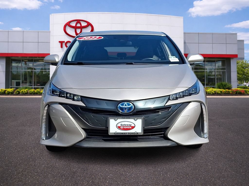 Used 2022 Toyota Prius Prime XLE FWD image 2