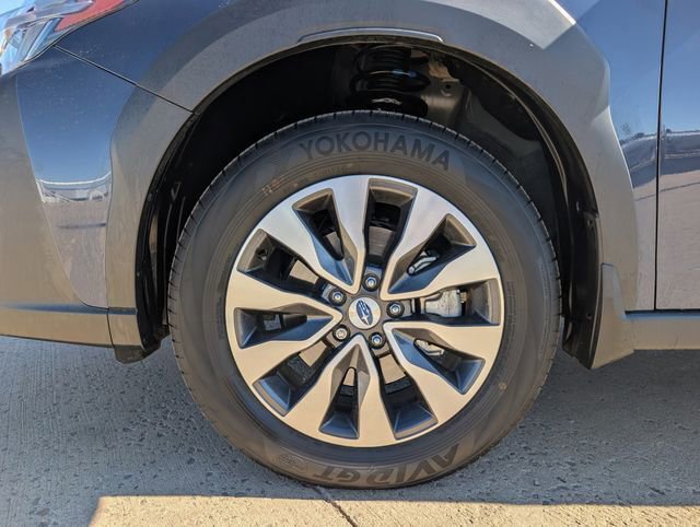 Used 2025 Subaru Outback Touring XT w/ Popular Package #2 image 9