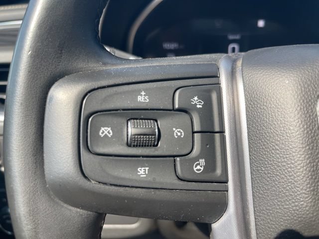 Used 2023 GMC Yukon SLT w/ SLT Premium Package AWD/4WD image 7