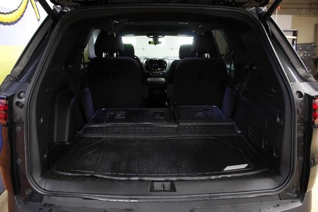 Used 2023 Chevrolet Traverse LT FWD image 5
