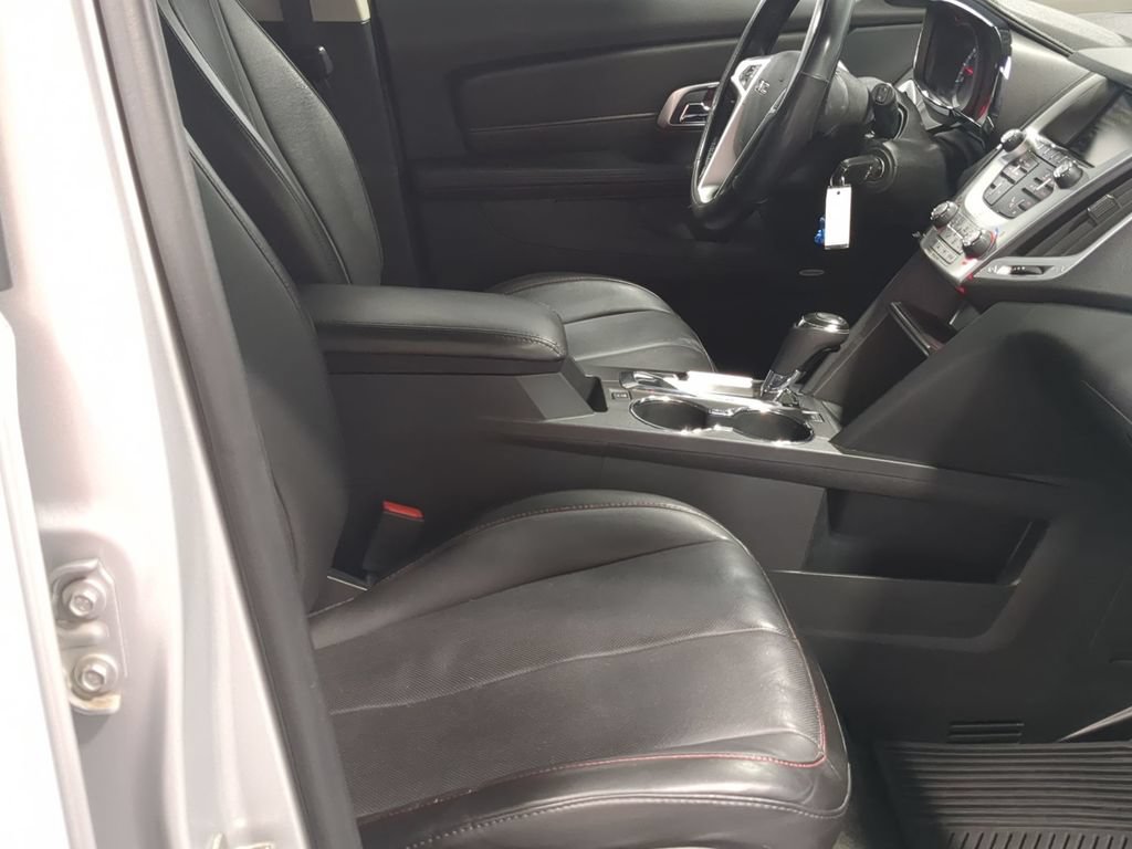 Used 2017 GMC Terrain SLT w/ Open Road Package AWD/4WD image 27