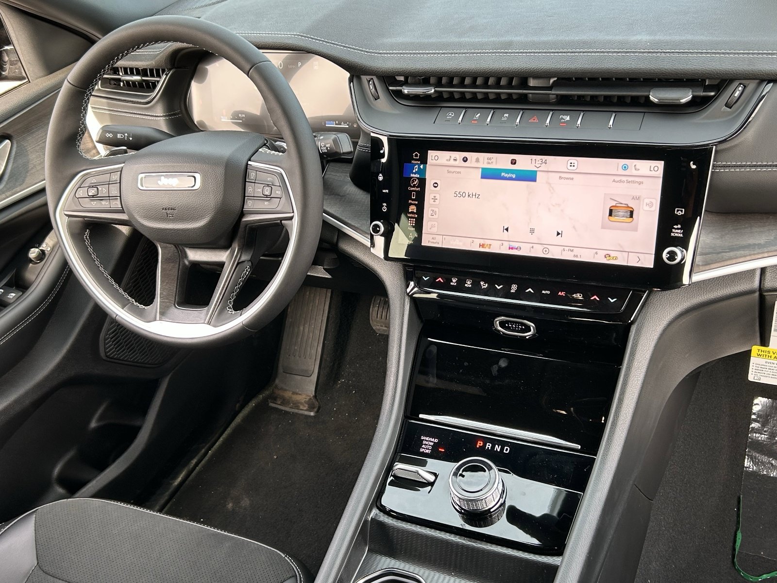 New 2026 Jeep Grand Cherokee Altitude AWD/4WD image 11