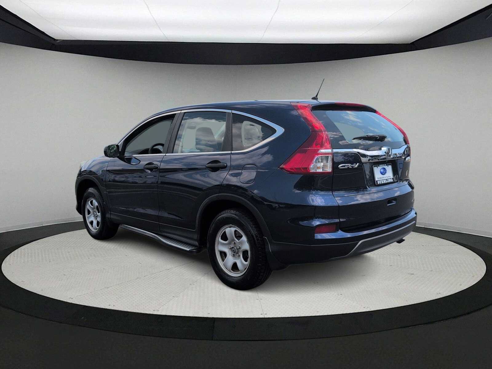 Used 2015 Honda CR-V LX image 6