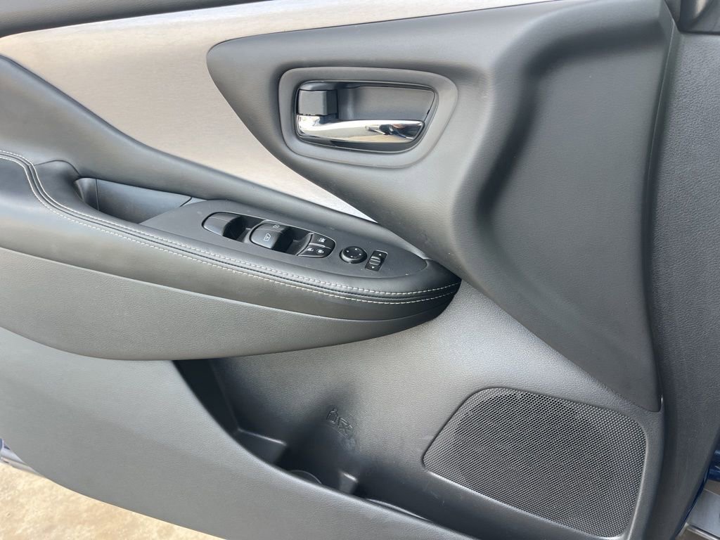 Used 2021 Nissan Murano SV image 6