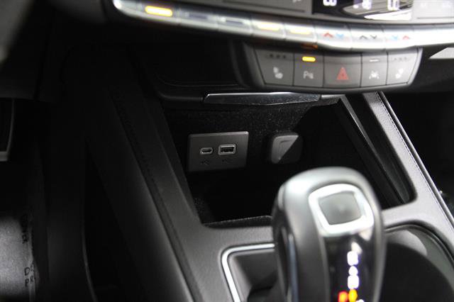 Used 2019 Cadillac XT4 Sport w/ Cold Weather Package image 17