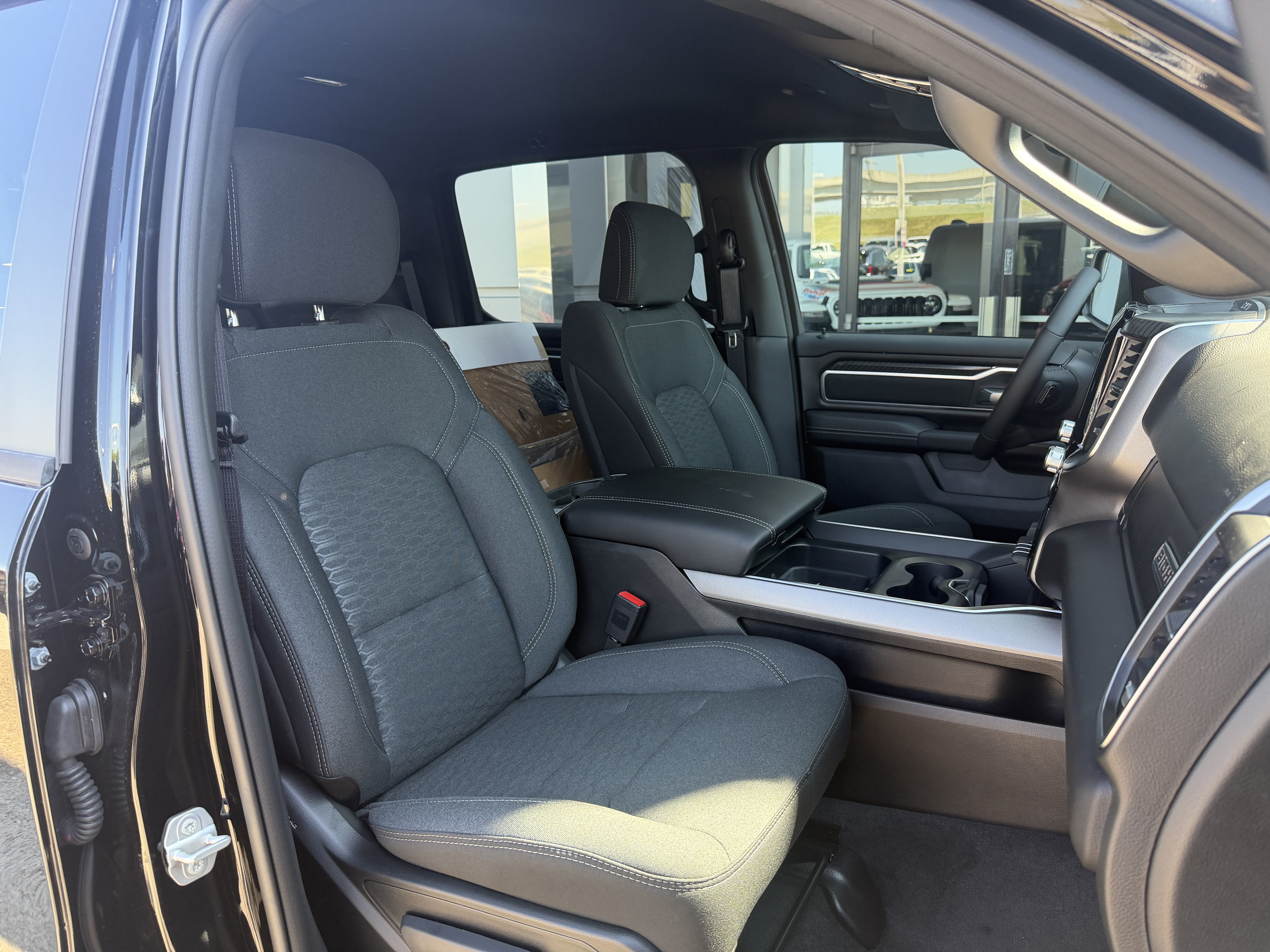 New 2026 RAM 1500 Big Horn AWD/4WD image 25