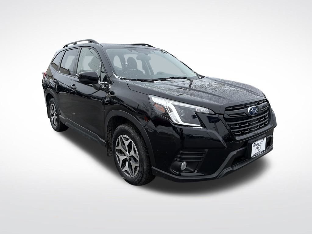 Certified 2023 Subaru Forester Premium image 3