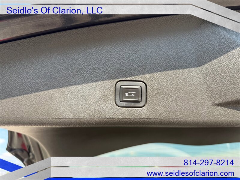 Used 2013 Cadillac SRX Luxury AWD/4WD image 10
