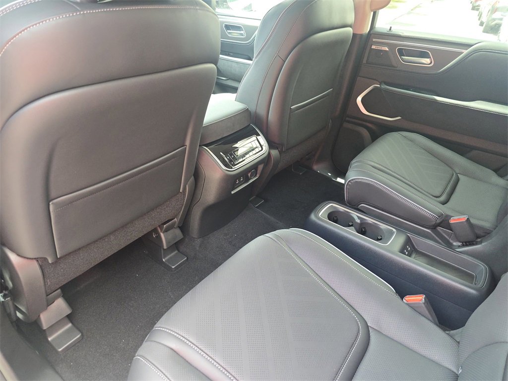 New 2026 INFINITI QX80 Luxe w/ Cargo Package image 12