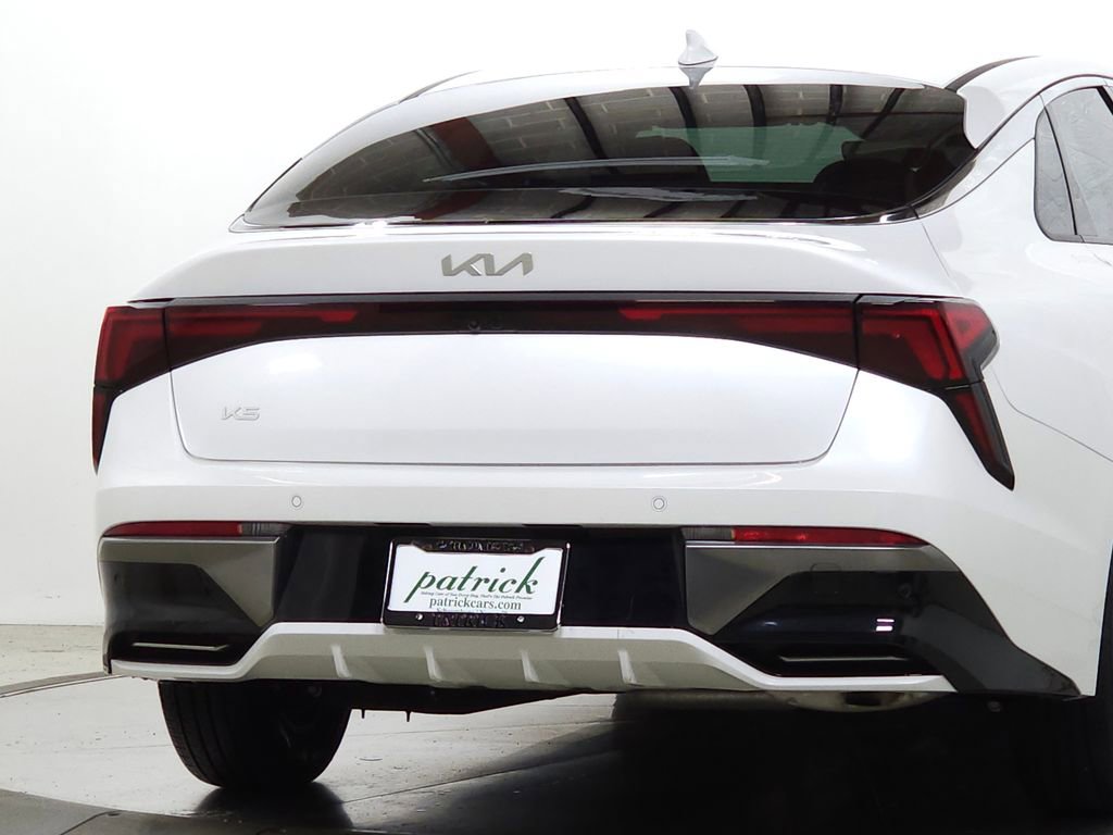 Used 2025 Kia K5 LXS FWD image 11