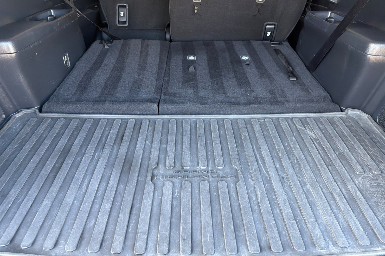 Used 2024 Toyota Grand Highlander AWD Hybrid image 19