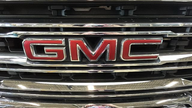 Used 2022 GMC Sierra 2500 SLE w/ SLE Convenience Package AWD/4WD image 8