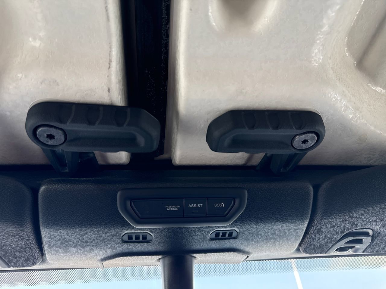 Used 2023 Jeep Wrangler Sahara w/ LED Lighting Group AWD/4WD image 26