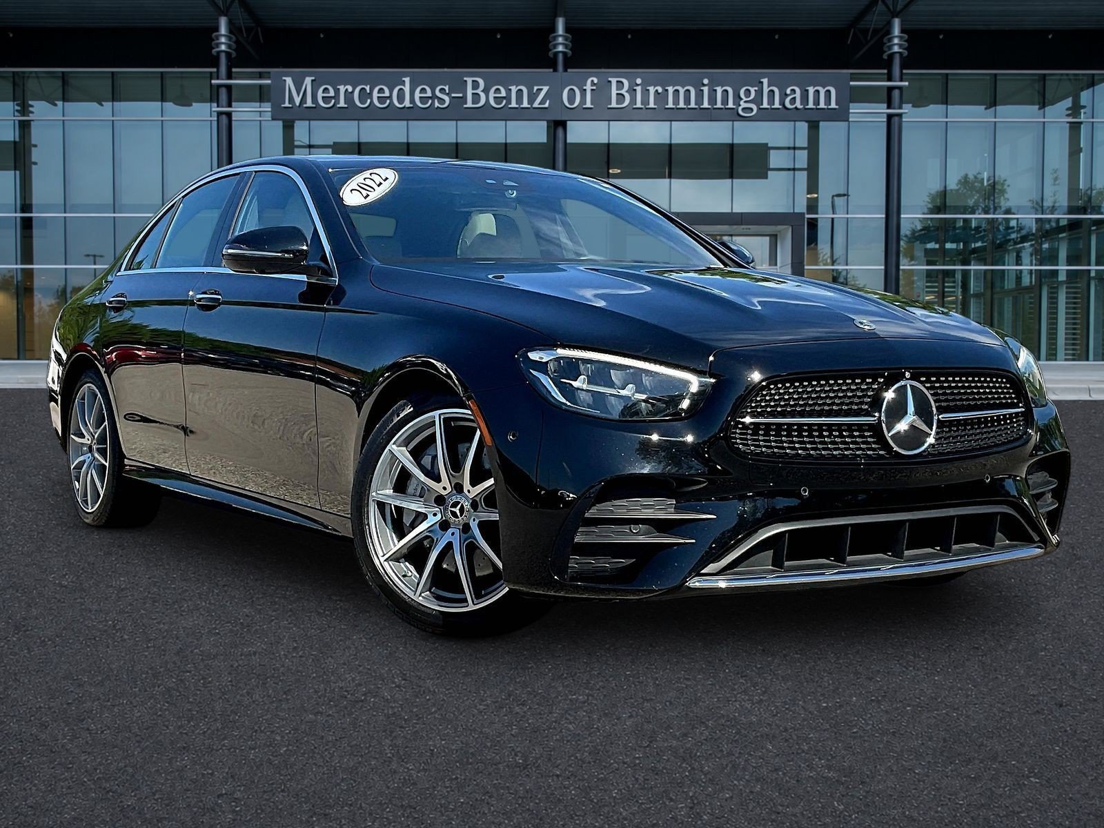 Used 2022 Mercedes-Benz E 350 Sedan image 1