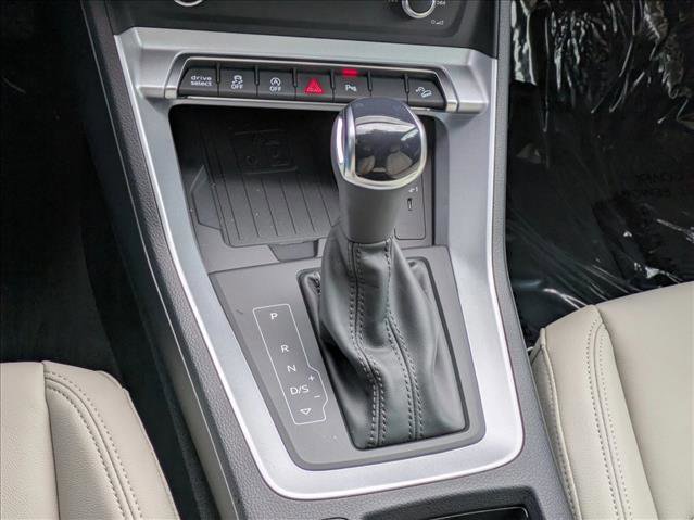 Used 2025 Audi Q3 2.0T Premium Plus w/ Premium Plus Package AWD/4WD image 15