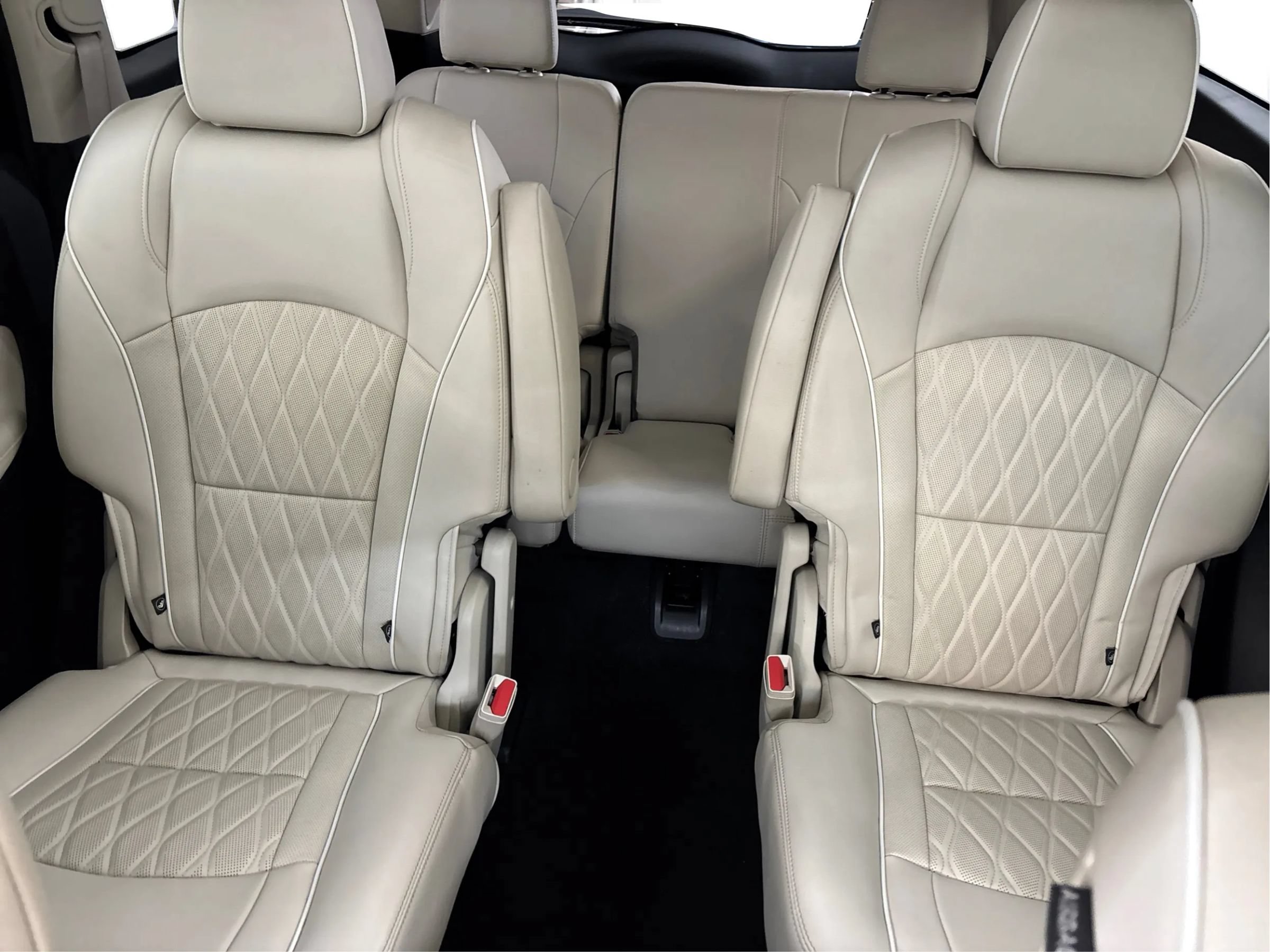 Used 2022 Buick Enclave Avenir w/ Avenir Technology Package AWD/4WD image 48