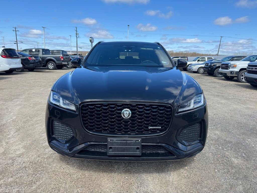 Used 2025 Jaguar F-PACE R-Dynamic S image 9