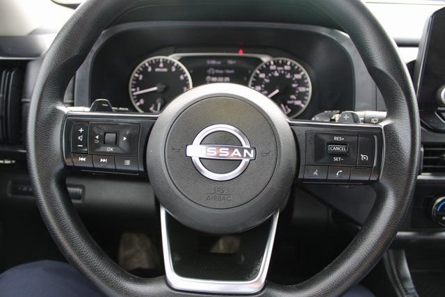 Used 2023 Nissan Pathfinder S image 22