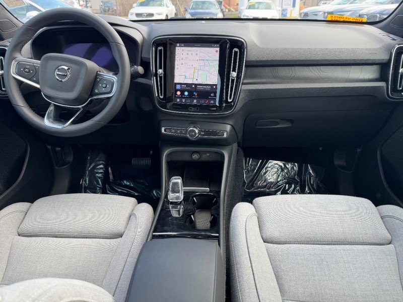 Certified 2023 Volvo C40 P8 Recharge Ultimate image 12