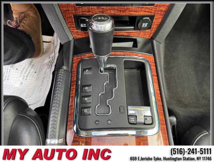 Used 2009 Jeep Commander Limited image 21