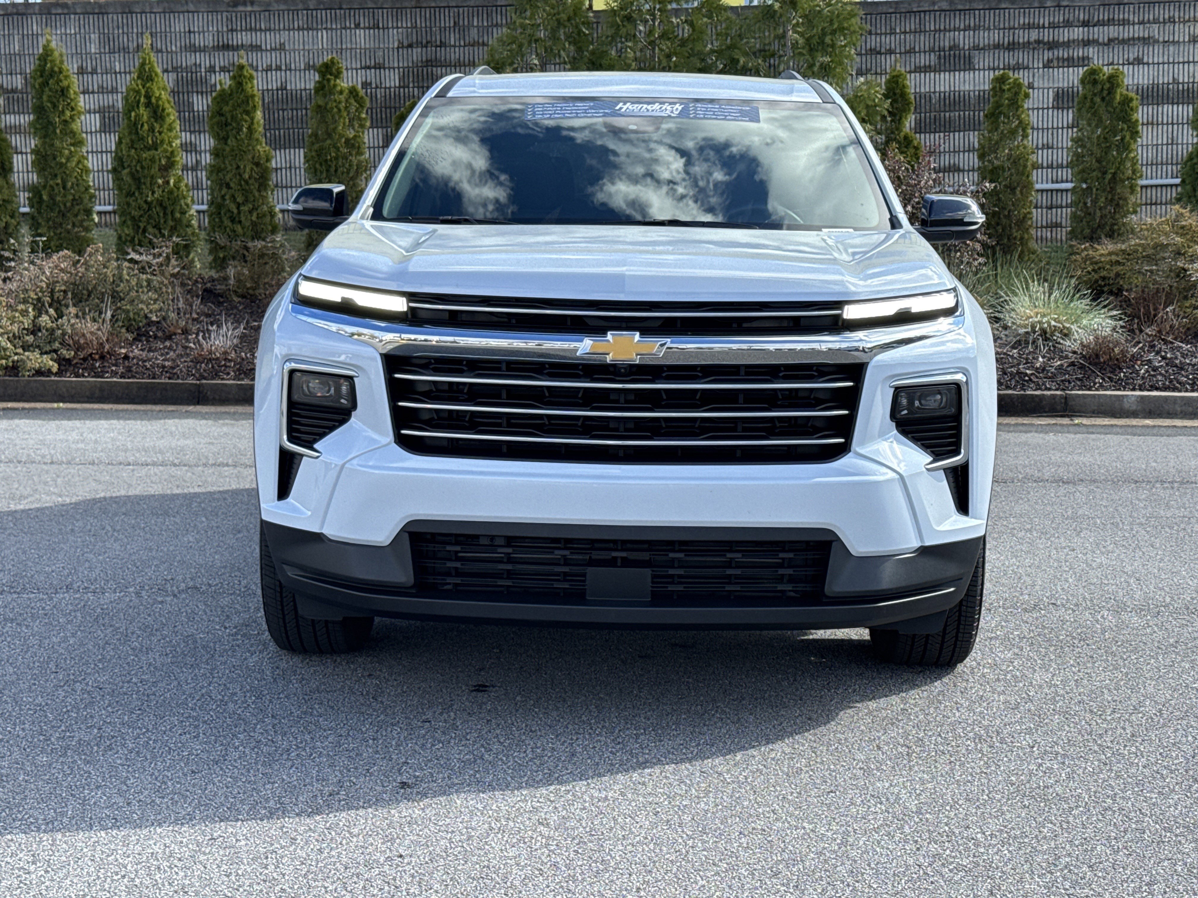 Used 2026 Chevrolet Traverse LT w/ Driver Confidence Package image 3