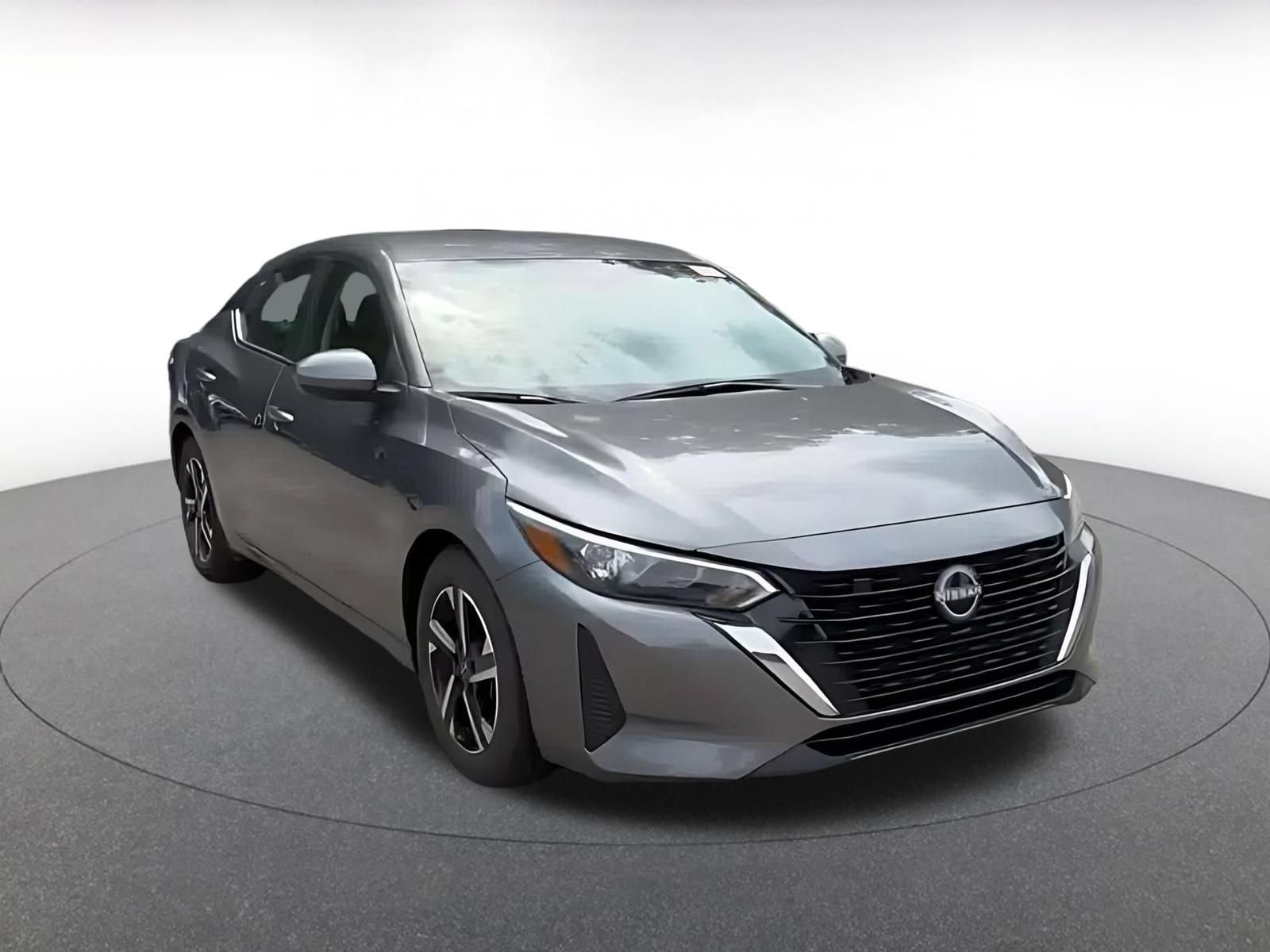 Used 2025 Nissan Sentra SV FWD image 3