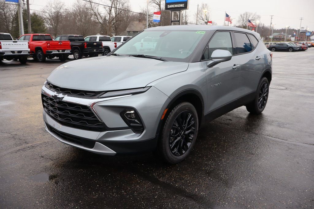New 2026 Chevrolet Blazer LT w/ LPO, Black Sport Package image 22