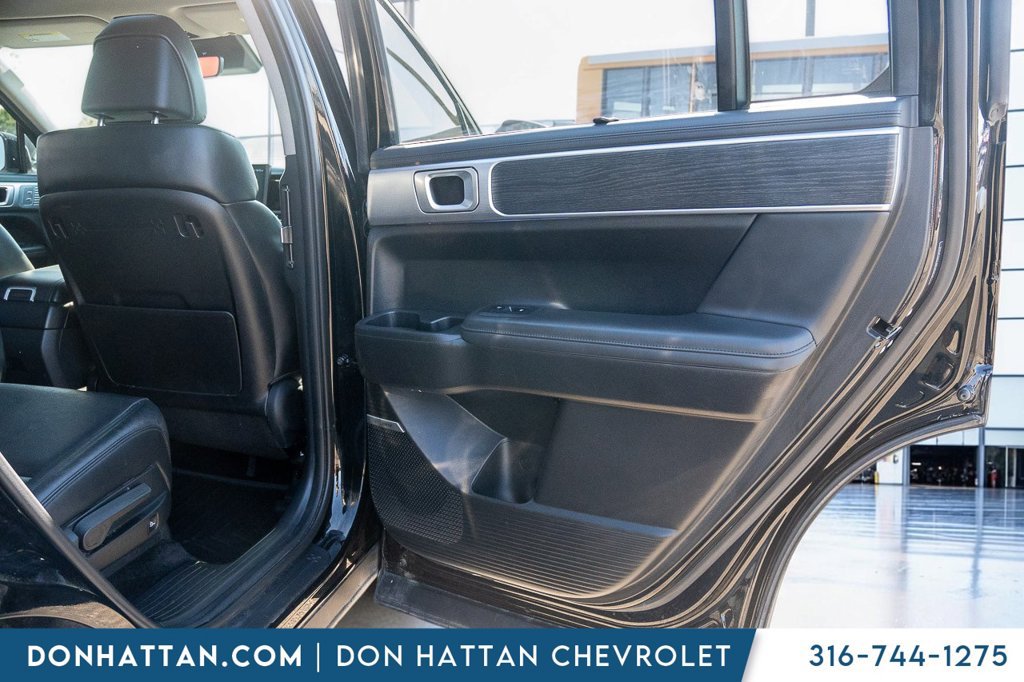 Used 2024 Hyundai Santa Fe Limited FWD image 25