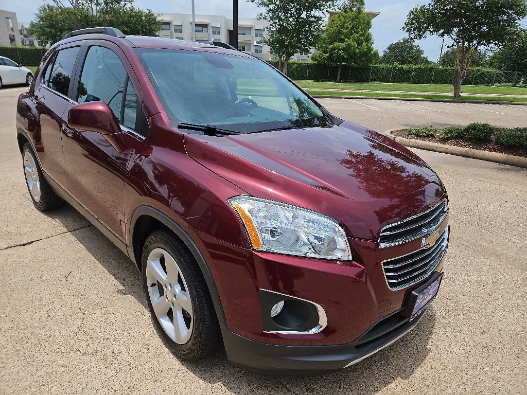 Used 2016 Chevrolet Trax LTZ FWD image 4