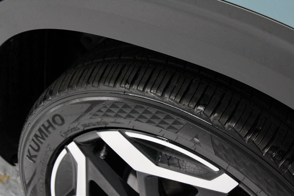 Used 2025 Kia Seltos SX AWD/4WD image 21