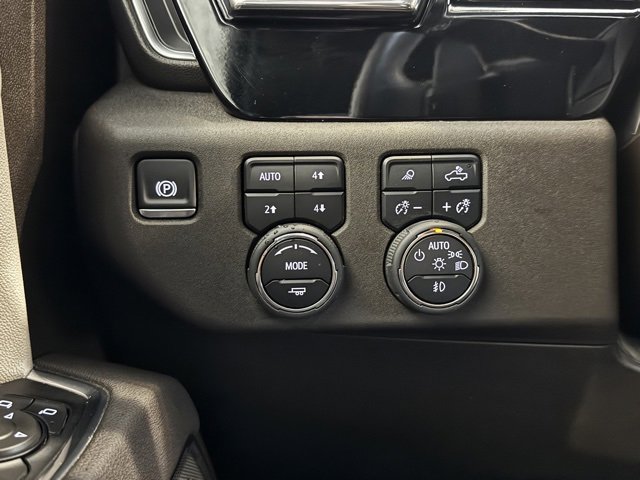 Certified 2025 Chevrolet Silverado 1500 LTZ image 29