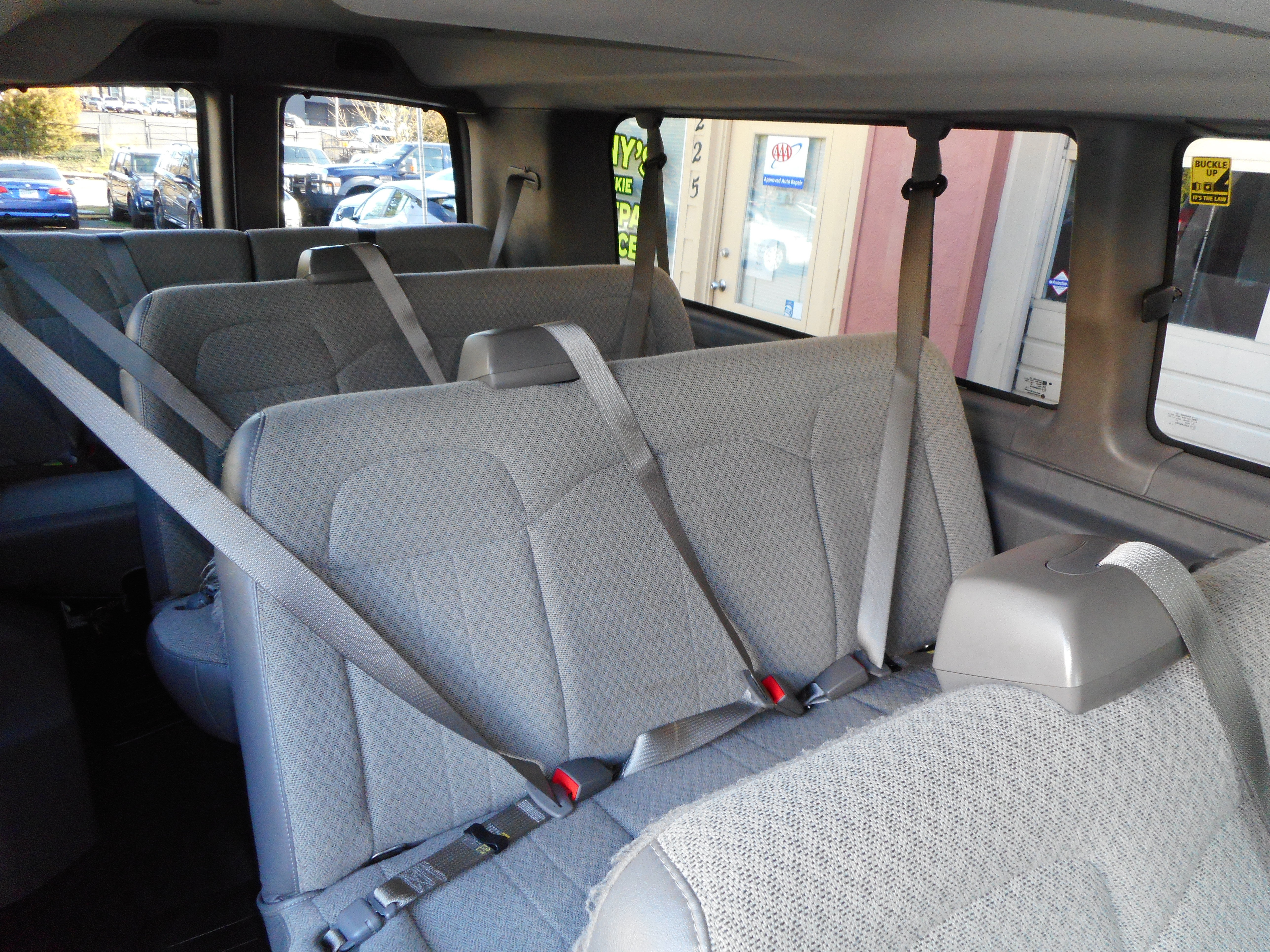 Used 2016 Chevrolet Express 3500 LT w/ LT Preferred Equipment Group RWD image 21