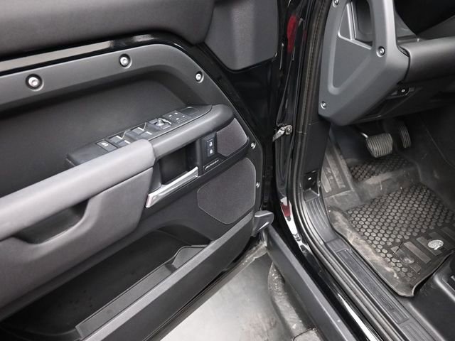 Used 2025 Land Rover Defender 110 S AWD/4WD image 14