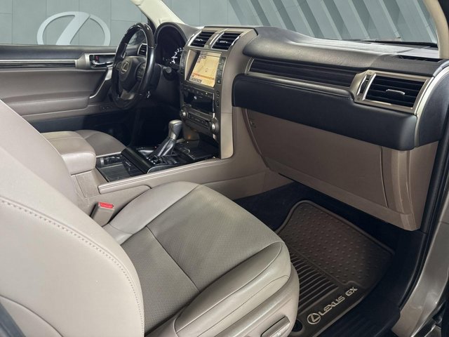 Certified 2020 Lexus GX 460 Premium w/ Premium Package AWD/4WD image 26