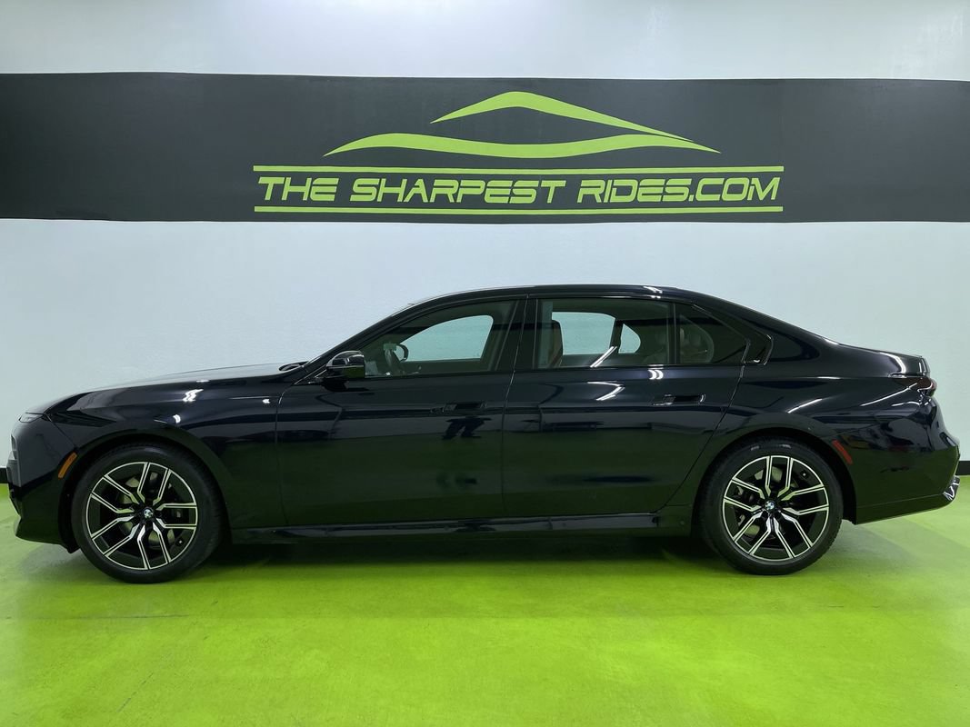 Used 2023 BMW 760i xDrive AWD/4WD image 6