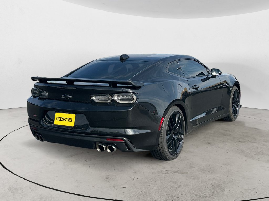 Certified 2024 Chevrolet Camaro LT RWD image 5