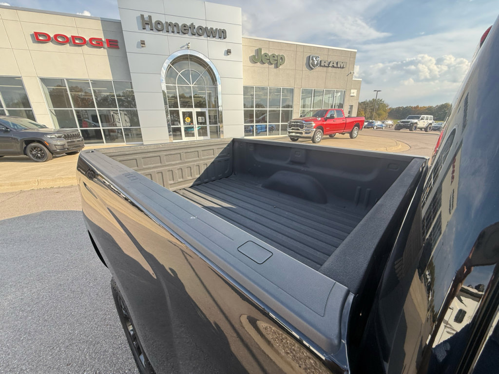 Used 2019 Chevrolet Silverado 1500 LT w/ All Star Edition image 10
