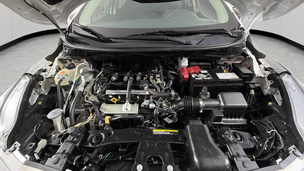 Used 2020 Nissan Versa S FWD image 34