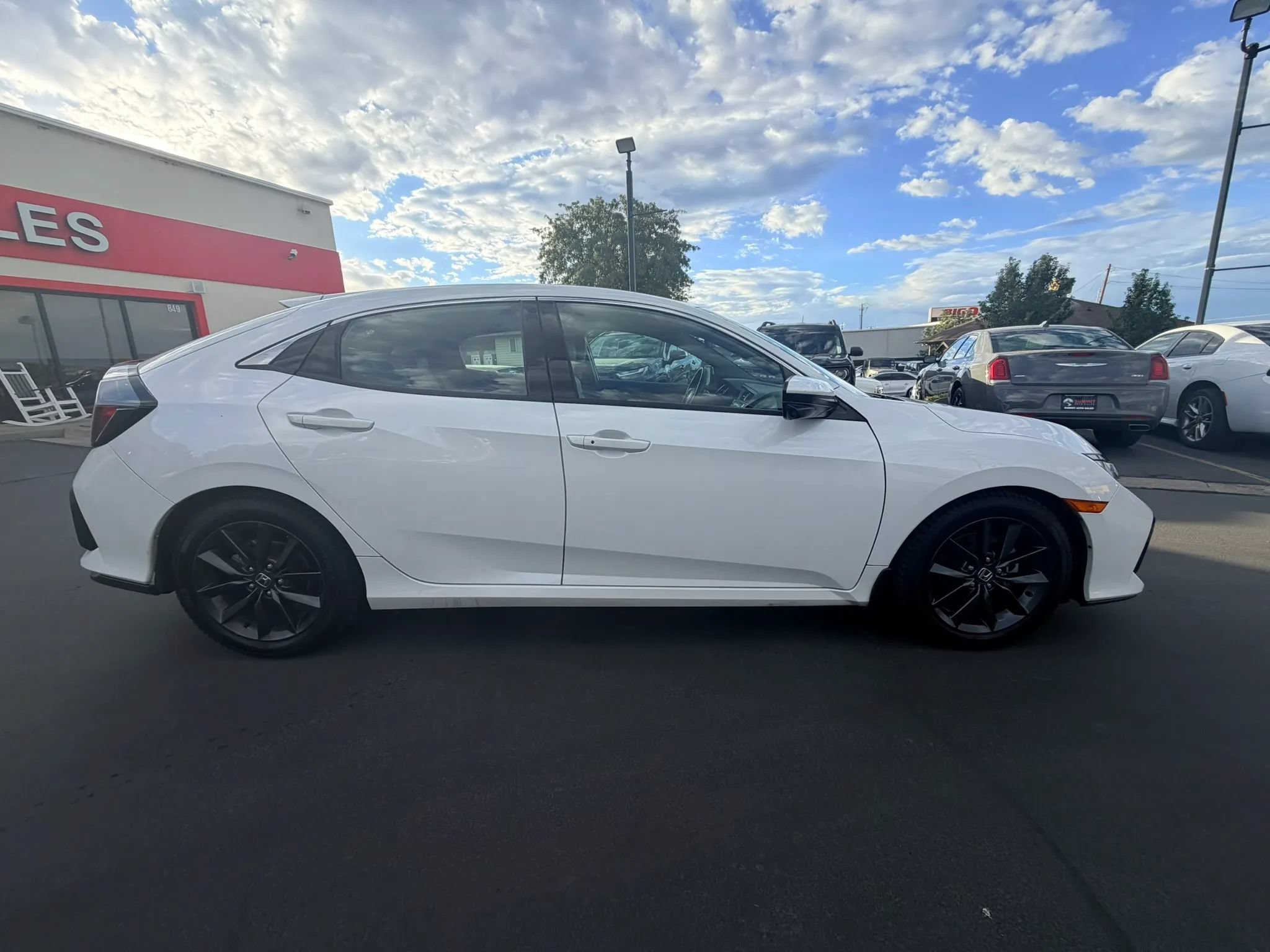 Used 2020 Honda Civic EX-L image 3