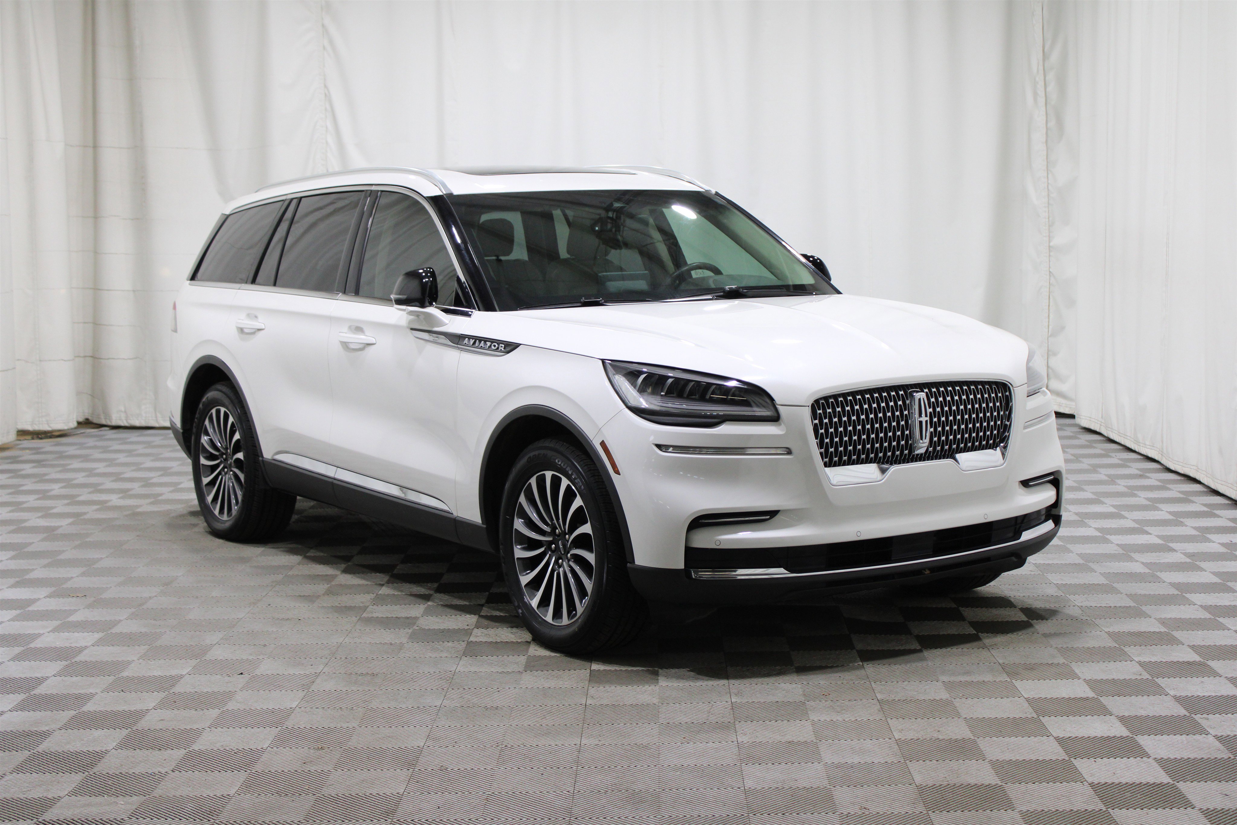 Used 2023 Lincoln Aviator AWD w/ Premium Package