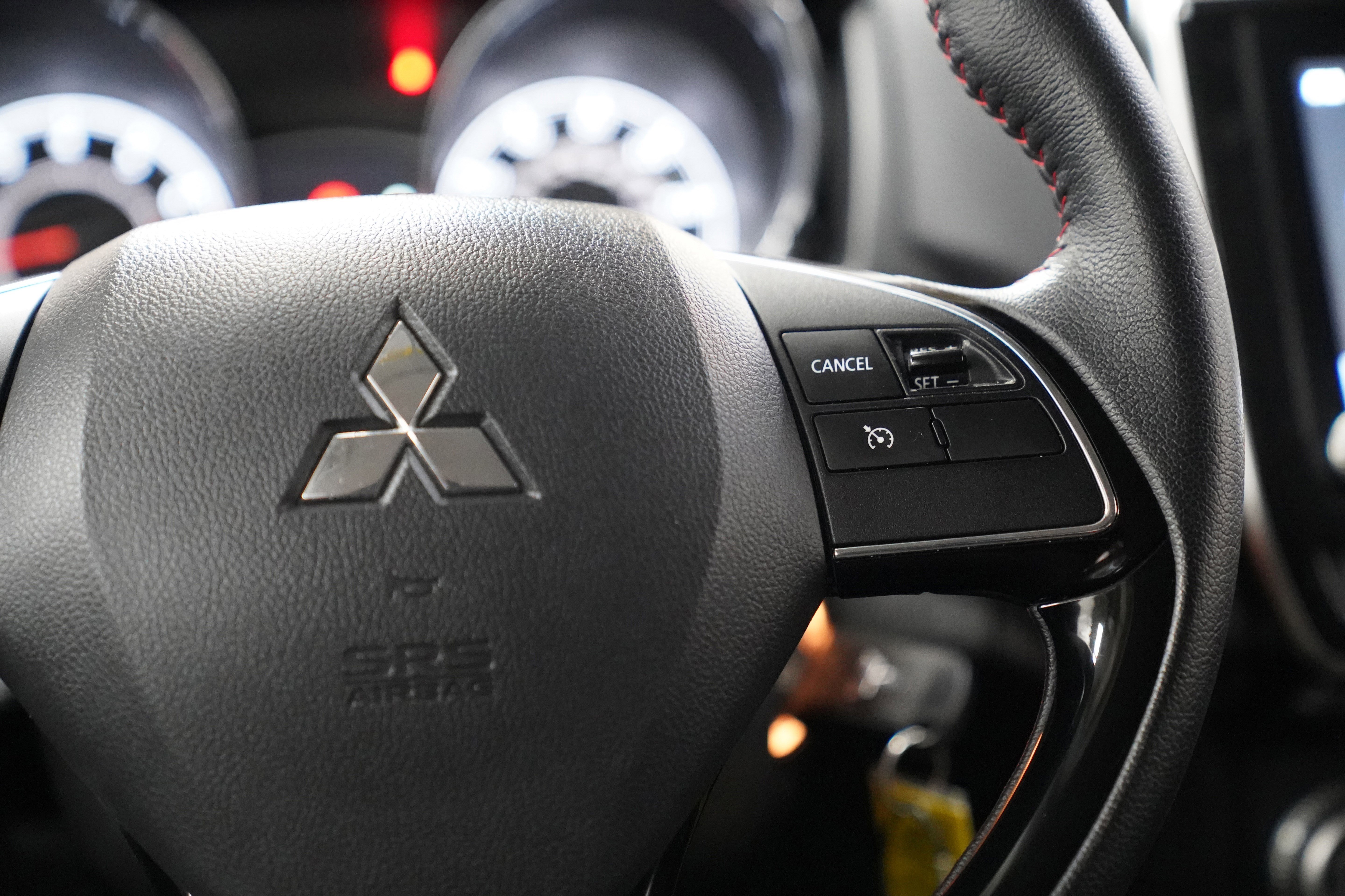 Used 2025 Mitsubishi Outlander Sport AWD image 20