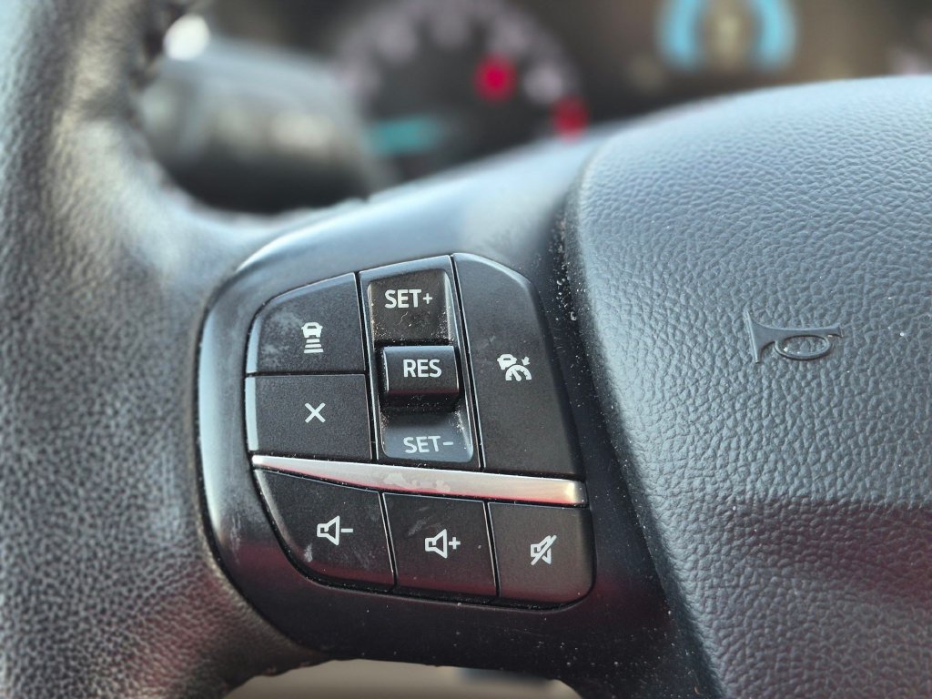 Used 2020 Ford Escape SEL FWD image 12