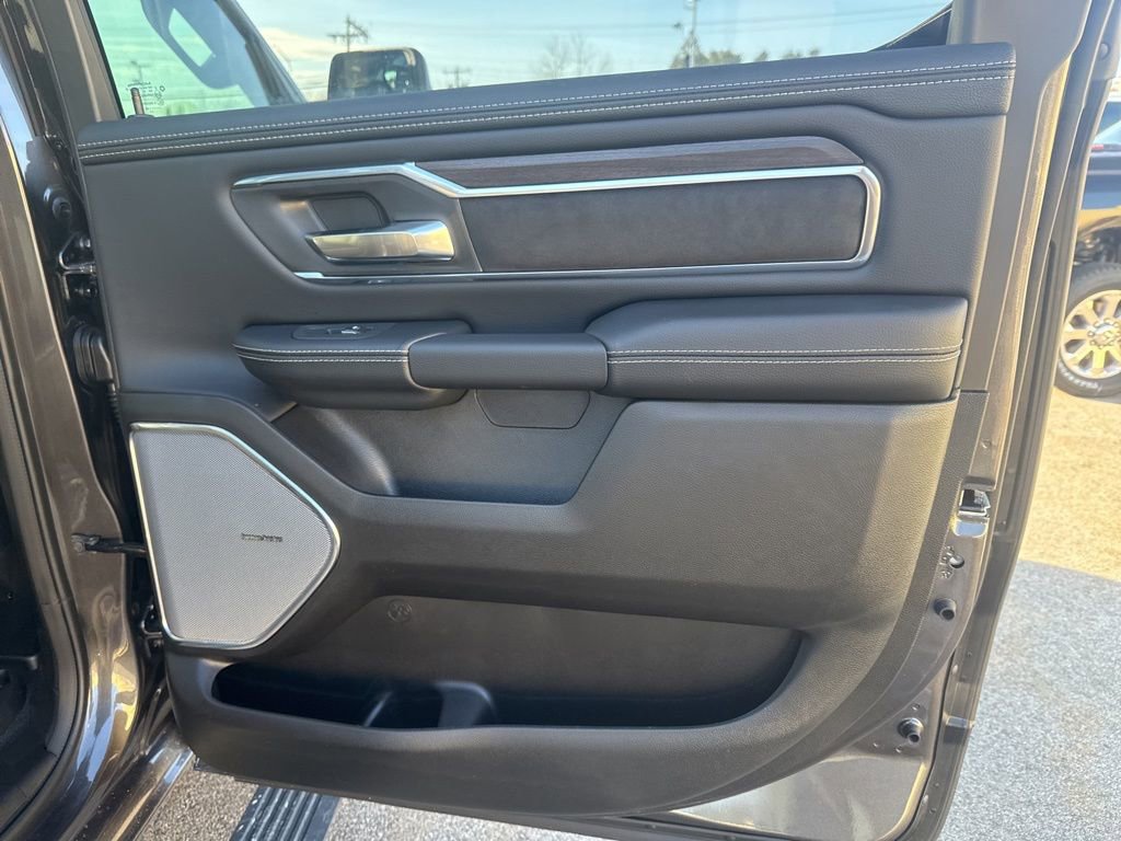 New 2026 RAM 1500 Laramie AWD/4WD image 28
