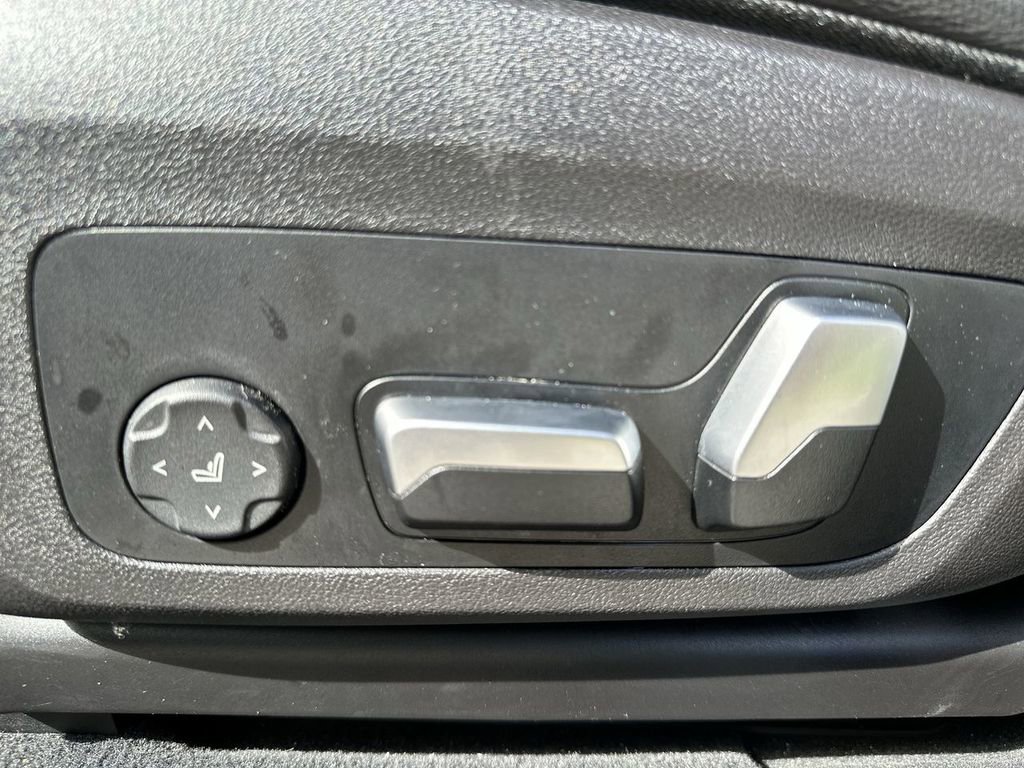 Used 2022 BMW X3 M40i image 36