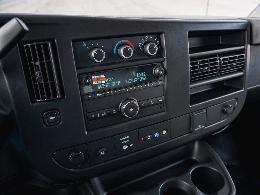 New 2025 Chevrolet Express 3500 w/ Power Convenience Package image 23
