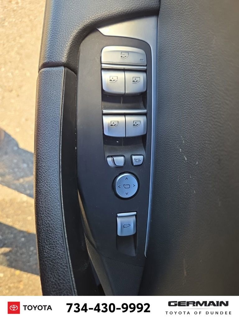 Used 2023 BMW X3 xDrive30i w/ Convenience Package image 27