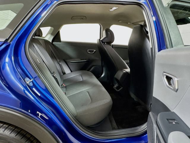 Used 2025 Kia K4 LXS image 24